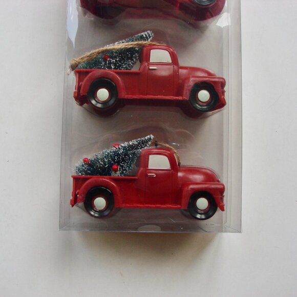 Antique Red Truck With Christmas Tree Ornament Set of 3 BRAND NEW - Picture 6 of 7